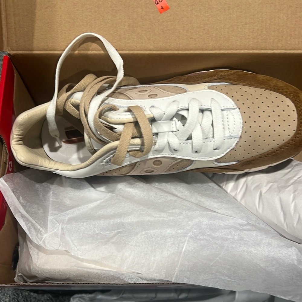 Saucony Shadow 6000 Cappuccino still in the box